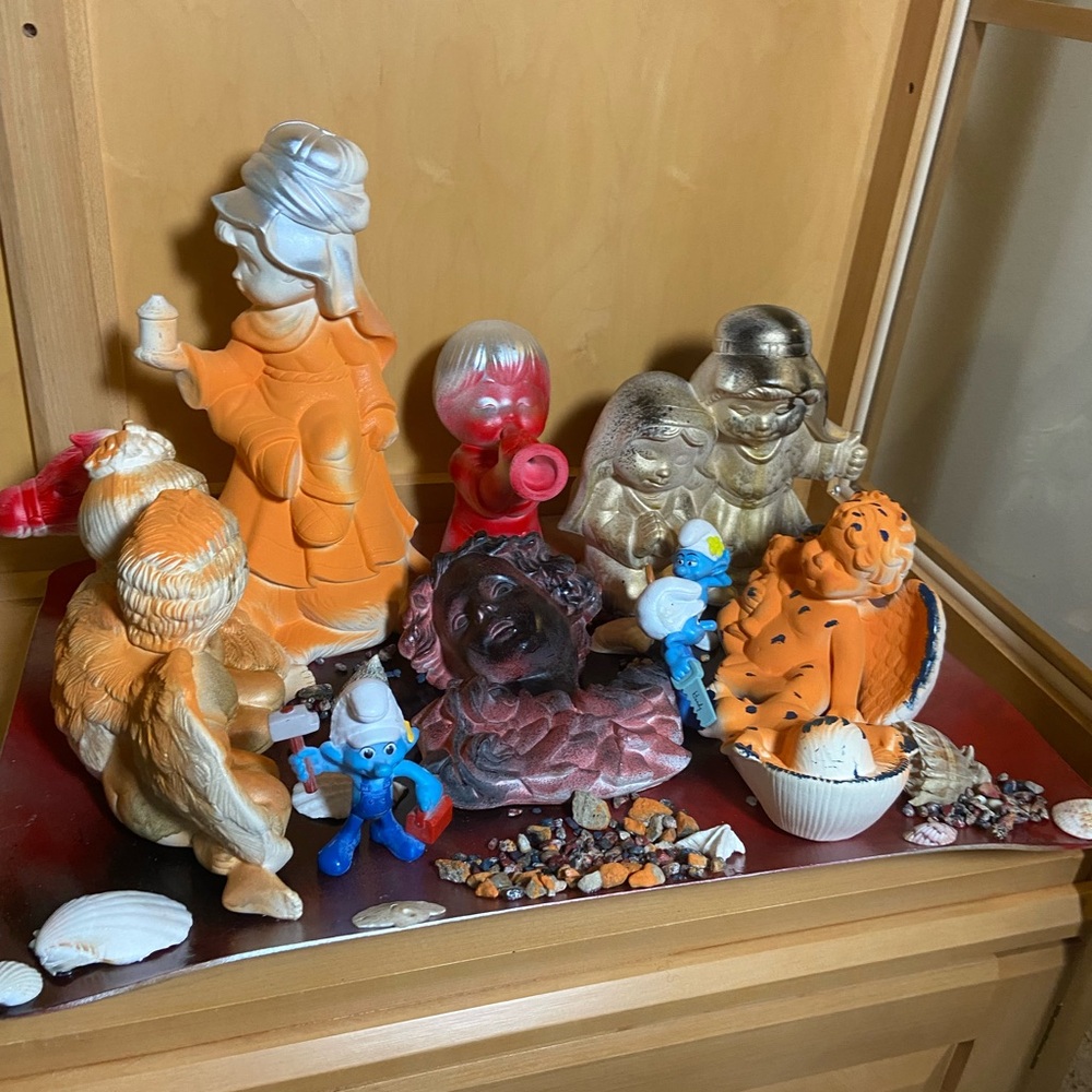 Colorful Home Accent Figurine Set